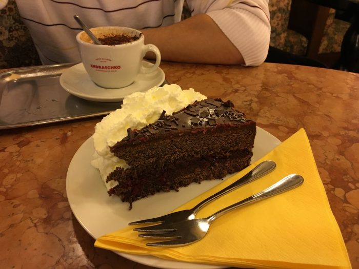 Cafe Eiles